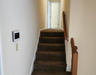 2325 Wexford Drive - Photo Thumbnail 4