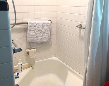 827 Boulevard - Photo Thumbnail 11