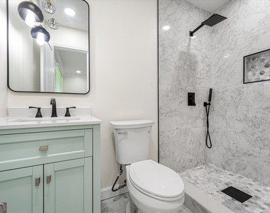 6073 Fieldcrest Drive - Photo Thumbnail 21