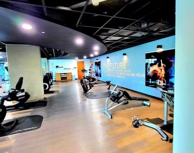 361 17th Street Nw - Photo Thumbnail 8
