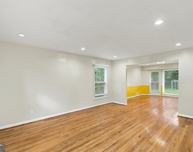 3310 Chase Road - Photo Thumbnail 7