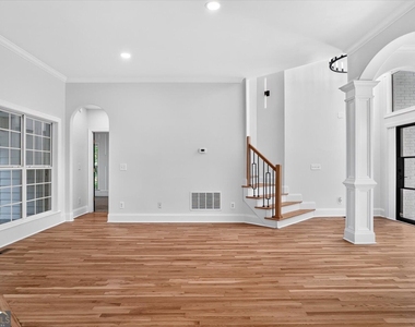 141 Amicalola Way - Photo Thumbnail 18