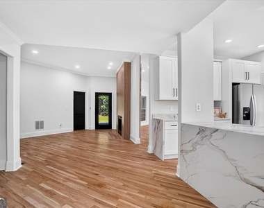 141 Amicalola Way - Photo Thumbnail 36