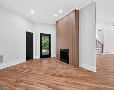 141 Amicalola Way - Photo Thumbnail 40