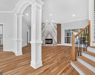 141 Amicalola Way - Photo Thumbnail 25