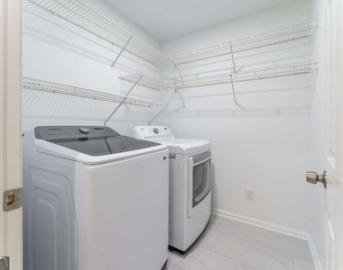 3272 Pomarine Lane - Photo Thumbnail 47