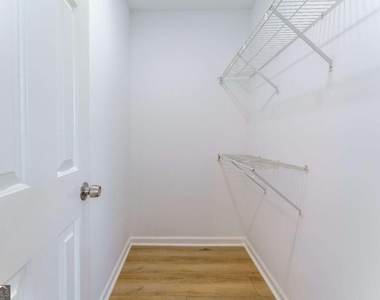 3272 Pomarine Lane - Photo Thumbnail 46