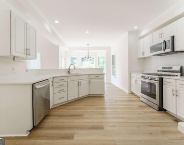3272 Pomarine Lane - Photo Thumbnail 19