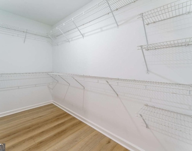 3272 Pomarine Lane - Photo Thumbnail 38