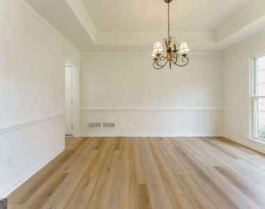 3272 Pomarine Lane - Photo Thumbnail 9