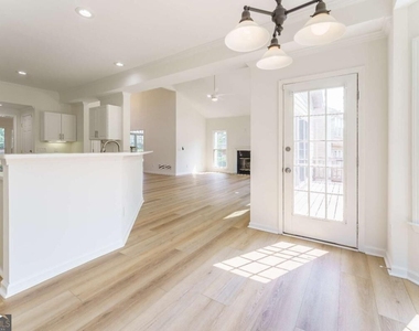 3272 Pomarine Lane - Photo Thumbnail 23