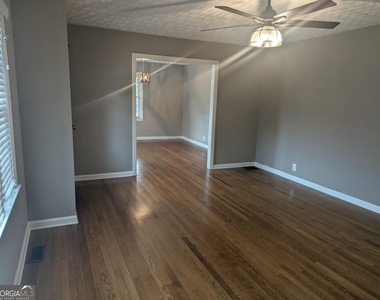 6115 Jewell Bennett Road - Photo Thumbnail 6