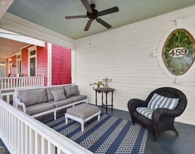459 Park Avenue Se - Photo Thumbnail 5