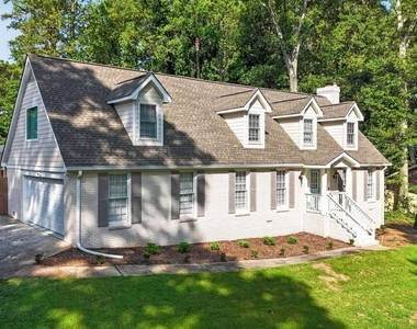 317 Craig Drive - Photo Thumbnail 1
