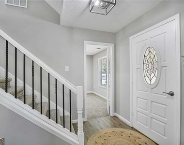 1312 Lake Paradise Road - Photo Thumbnail 4