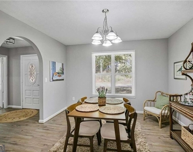1312 Lake Paradise Road - Photo Thumbnail 3
