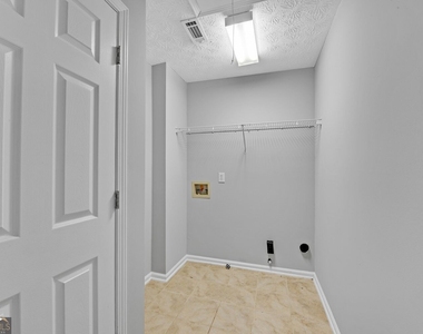 1826 Chasewood Park Drive - Photo Thumbnail 25