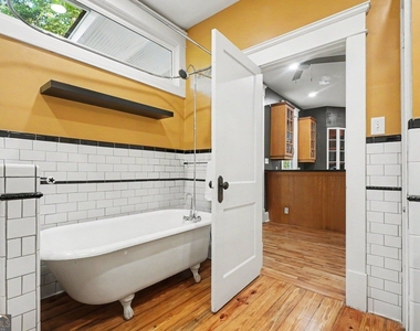 954 United Avenue Se - Photo Thumbnail 20