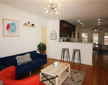 1875 Brewer Boulevard Sw - Photo Thumbnail 1