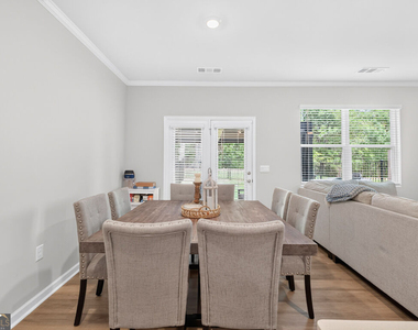 4136 Kestrel Court - Photo Thumbnail 10