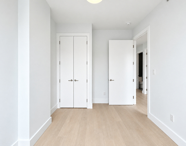 837 Maple Street - Photo Thumbnail 6
