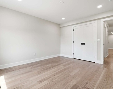 134 Snyder Ave - Photo Thumbnail 8