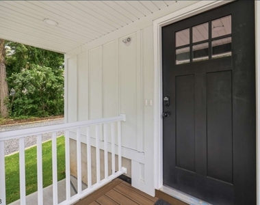 134 Snyder Ave - Photo Thumbnail 23