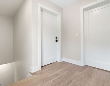 134 Snyder Ave - Photo Thumbnail 20