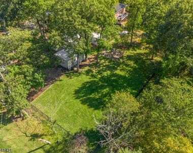 879 Vosseller Ave - Photo Thumbnail 33