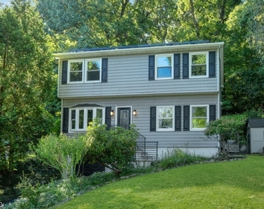 233 Mount Hope Ave - Photo Thumbnail 1