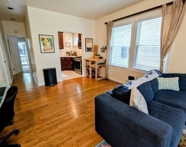 36 Phoenix Ave - Photo Thumbnail 3