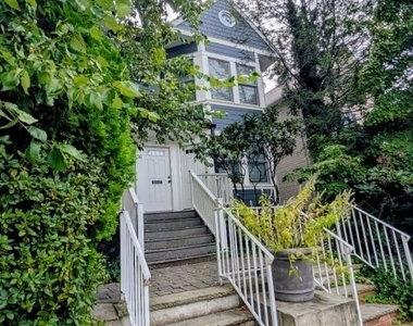 36 Phoenix Ave - Photo Thumbnail 14