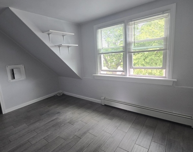 601 River Avenue - Photo Thumbnail 5