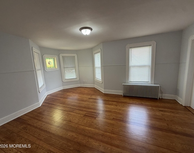 368 Carr Avenue - Photo Thumbnail 4