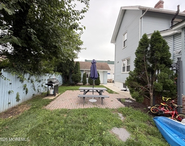 368 Carr Avenue - Photo Thumbnail 14
