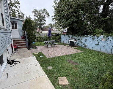 368 Carr Avenue - Photo Thumbnail 17