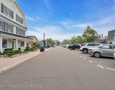 308 Morris Avenue - Photo Thumbnail 3