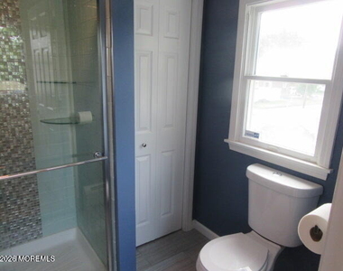 126 Maple Avenue - Photo Thumbnail 12