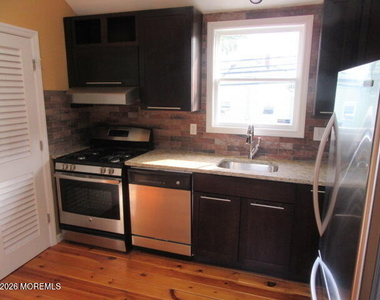 126 Maple Avenue - Photo Thumbnail 3