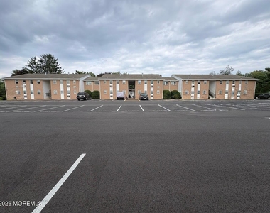 601 Mistletoe Avenue - Photo Thumbnail 12
