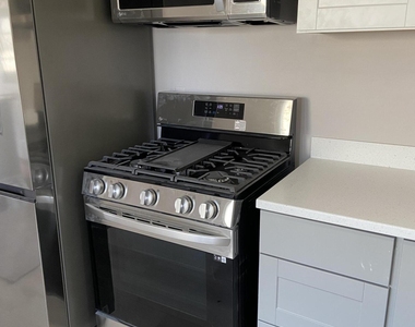 211 Henley Avenue - Photo Thumbnail 10