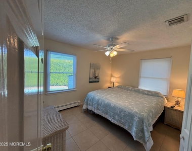 1606 East Street - Photo Thumbnail 3