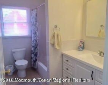 1606 East Street - Photo Thumbnail 4