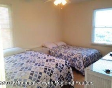1606 East Street - Photo Thumbnail 6
