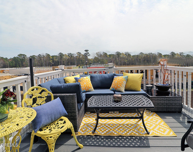 16 Baybreeze Drive - Photo Thumbnail 16