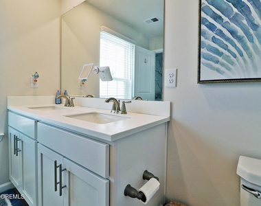 16 Baybreeze Drive - Photo Thumbnail 28