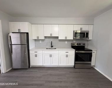 55 Terrace Avenue - Photo Thumbnail 3