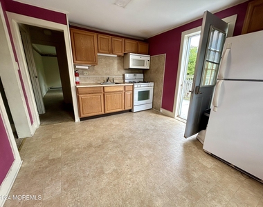 79 N Main Street - Photo Thumbnail 2