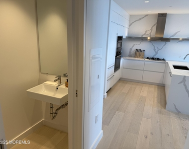 1101 Ocean Avenue N - Photo Thumbnail 7