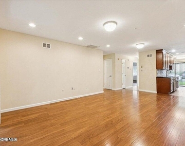 70 Overlook Way - Photo Thumbnail 11